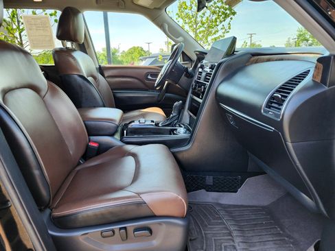 Used 2023 INFINITI QX80 Premium Select w/ Cargo Package AWD/4WD image 11