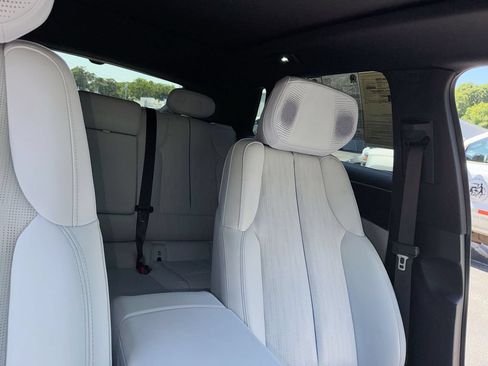 Used 2024 Cadillac Lyriq Sport RWD image 34