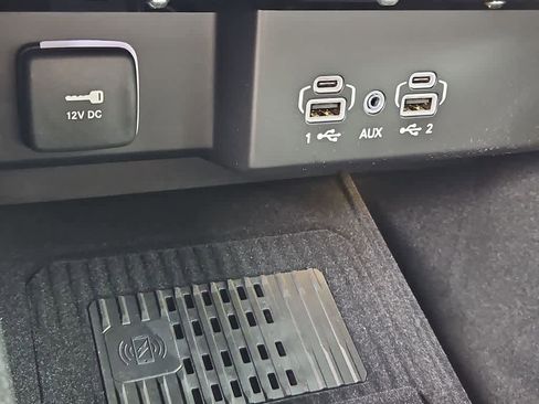 New 2026 Jeep Grand Wagoneer Limited AWD/4WD image 32