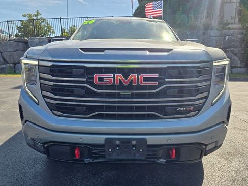 Used 2024 GMC Sierra 1500 AT4 w/ Technology Package AWD/4WD image 38