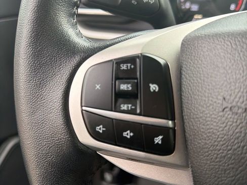 Used 2022 Ford Explorer XLT w/ Equipment Group 202A image 19