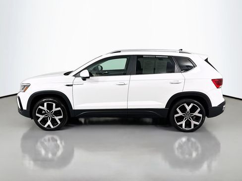 Used 2023 Volkswagen Taos SEL AWD/4WD image 8