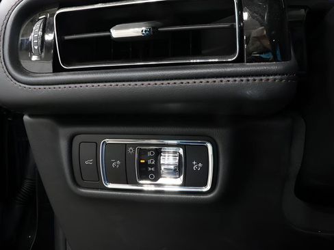 Used 2024 Lincoln Aviator Reserve image 19