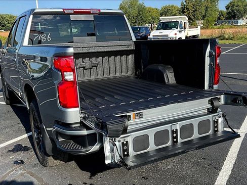 New 2026 Chevrolet Silverado 1500 RST image 13