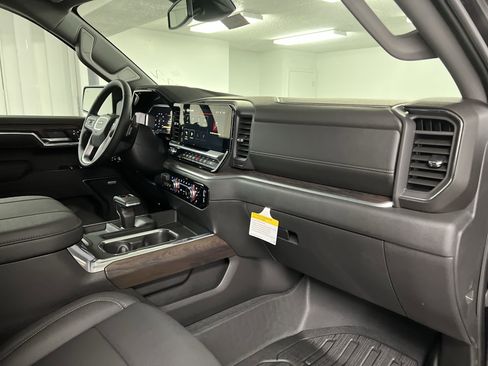 New 2026 GMC Sierra 1500 SLT w/ SLT Premium Plus Package image 64