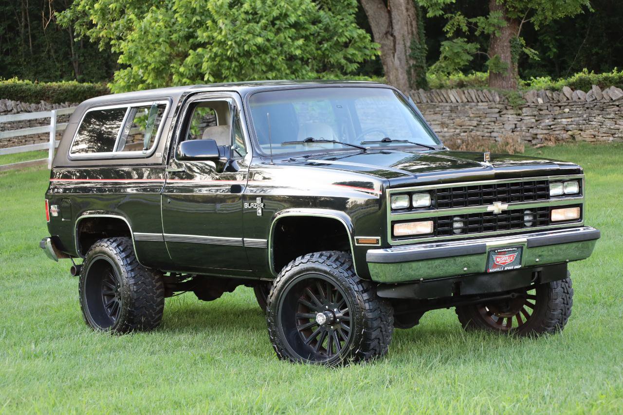 Used 1990 Chevrolet Blazer 4WD image 25