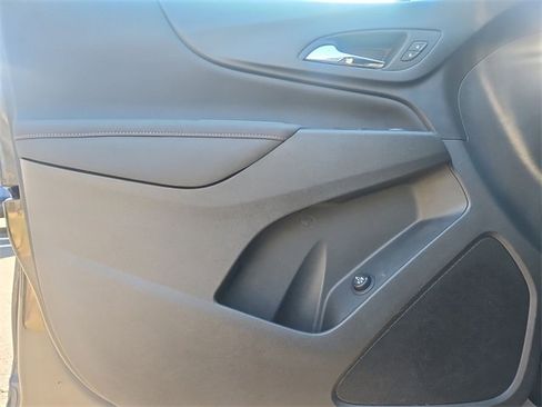 Certified 2023 Chevrolet Equinox RS image 22
