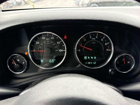Used 2012 Jeep Wrangler Sport AWD/4WD image 16