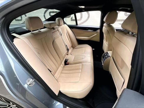 Used 2019 BMW 530i image 20