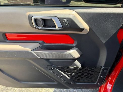 Used 2022 Ford Bronco Wildtrak AWD/4WD image 19