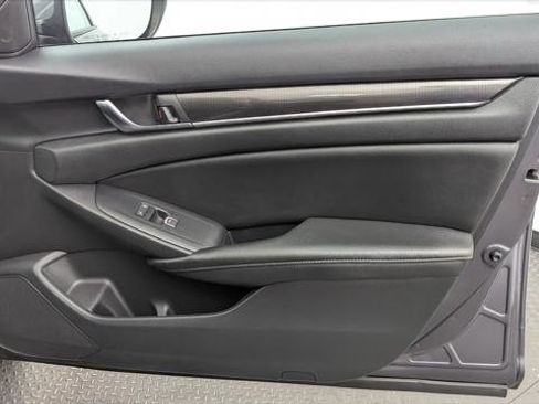 Used 2019 Honda Accord LX image 22