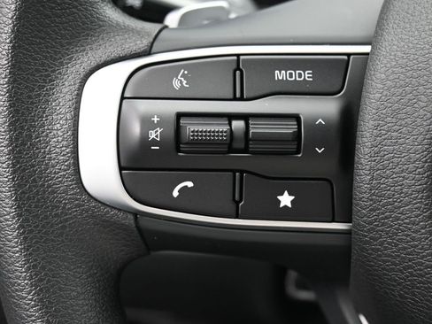 Used 2024 Kia Sportage LX image 15