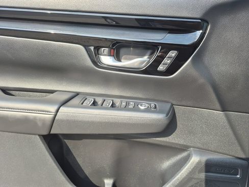 Used 2024 Honda CR-V EX-L image 6
