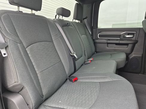 New 2026 RAM 2500 Big Horn AWD/4WD image 18