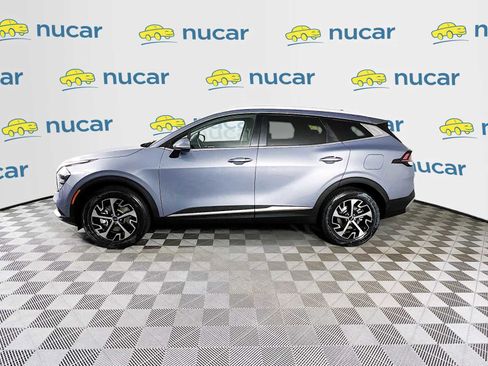 Used 2023 Kia Sportage EX image 4