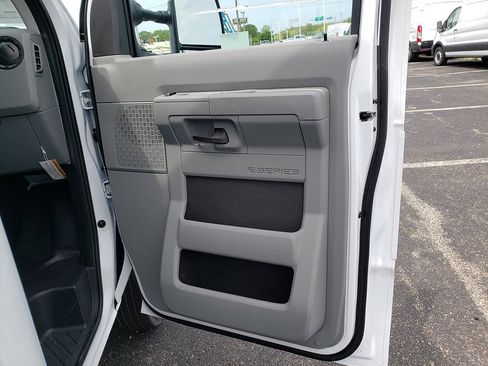 New 2026 Ford E-350 and Econoline 350 Super Duty w/ Power Equipment Group image 16