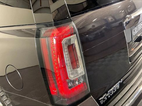 Used 2016 GMC Yukon Denali w/ Open Road Package AWD/4WD image 29
