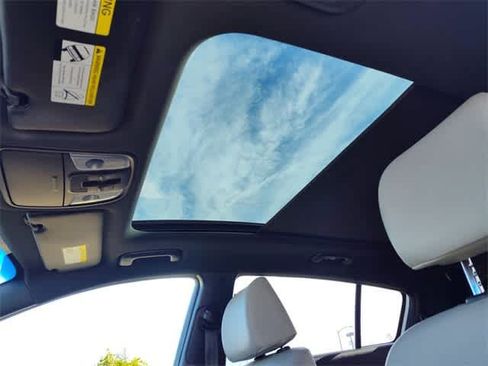 Used 2022 Kia Sportage SX image 16