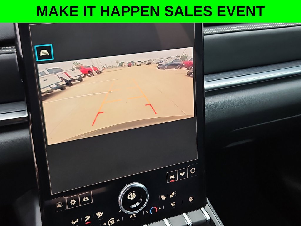 Used 2025 GMC Terrain Elevation w/ Black Edition AWD/4WD image 18