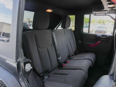 Used 2016 Jeep Wrangler Unlimited Sport w/ Quick Order Package 23S AWD/4WD image 31