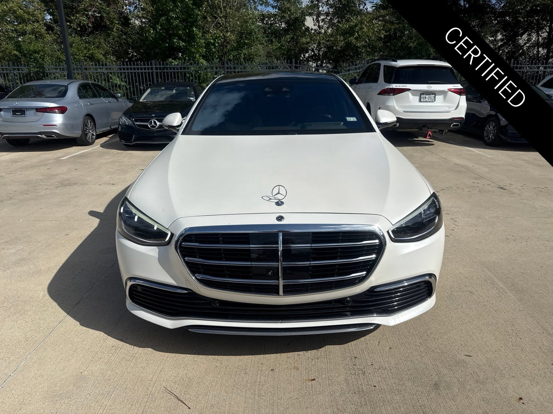 Used 2022 Mercedes-Benz S 580 4MATIC Sedan image 2