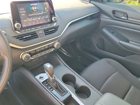 Certified 2025 Nissan Altima 2.5 S image 31