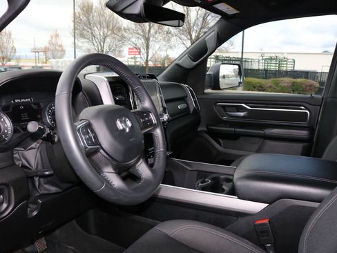Used 2024 RAM 1500 Big Horn AWD/4WD image 7