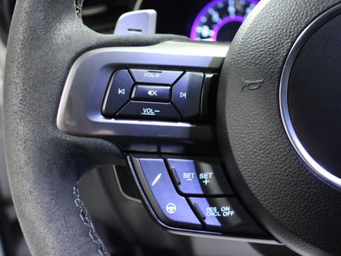 Used 2021 Ford Mustang Shelby GT500 w/ Technology Package image 18