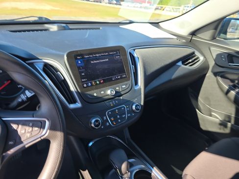 Used 2023 Chevrolet Malibu LT image 26