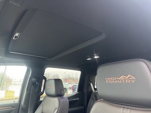 New 2026 Chevrolet Silverado 1500 High Country w/ LPO, Dark Essentials Package image 15