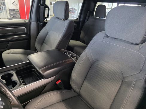 Used 2022 RAM 1500 Big Horn AWD/4WD image 34