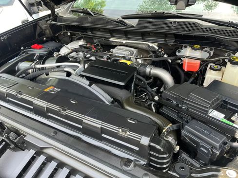 Used 2021 Chevrolet Silverado 2500 LT w/ All Star Edition AWD/4WD image 9