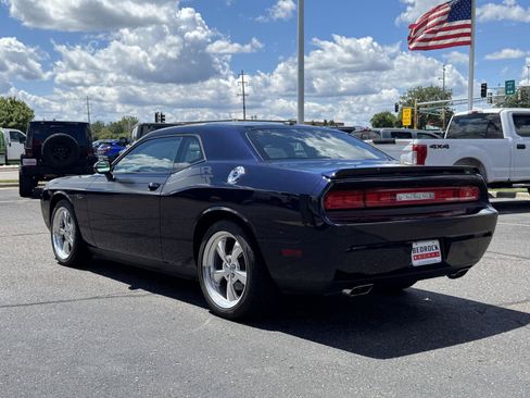 Used 2012 Dodge Challenger R/T RWD image 5