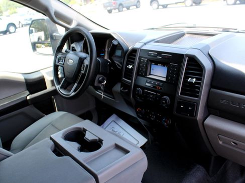 Used 2020 Ford F250 XL w/ Power Equipment Group image 22