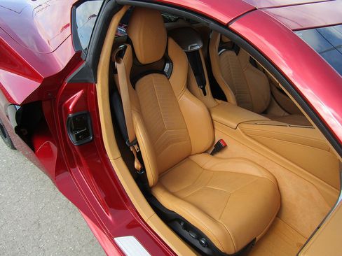 Used 2021 Chevrolet Corvette Stingray Premium Cpe w/ Z51 Performance Package RWD image 12
