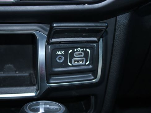 Used 2023 Jeep Gladiator Sport AWD/4WD image 22