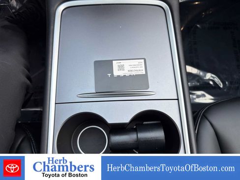 Used 2024 Tesla Model Y Long Range AWD/4WD image 13