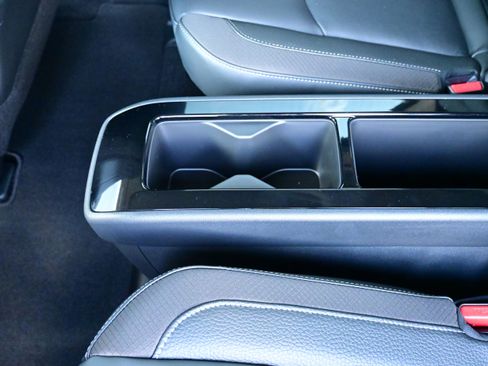 New 2025 Nissan Pathfinder SL image 18