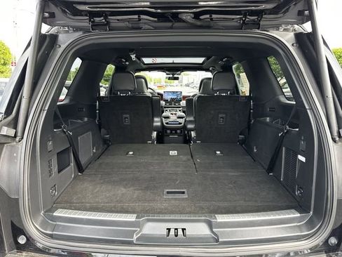 Certified 2023 Lincoln Navigator Reserve AWD/4WD image 43