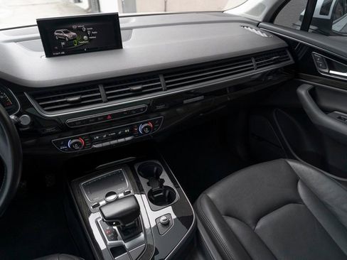 Used 2017 Audi Q7 3.0T Premium Plus w/ Premium Plus Package AWD/4WD image 26