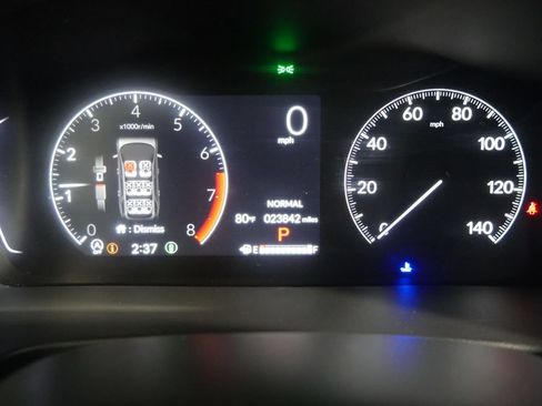 Used 2025 Honda Pilot Sport image 15