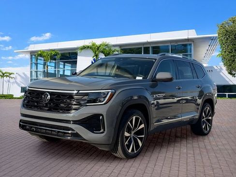 Certified 2026 Volkswagen Atlas SEL Premium R-Line AWD/4WD image 3