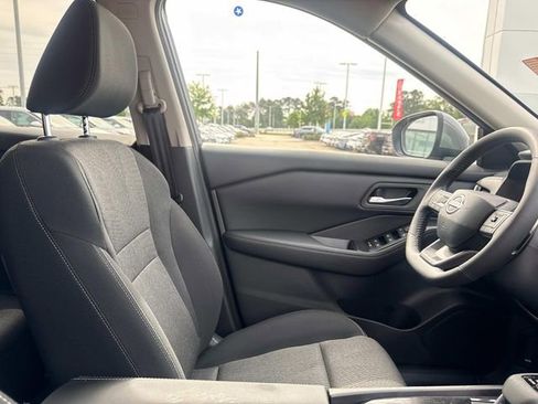 New 2026 Nissan Rogue SV FWD image 12