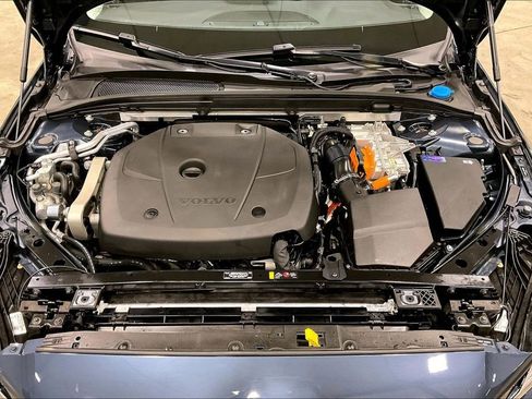 Used 2024 Volvo S60 T8 Plus w/ Climate Package image 30