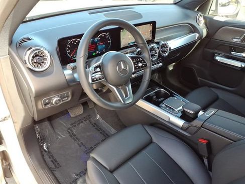 Certified 2023 Mercedes-Benz EQB 300 4MATIC image 13