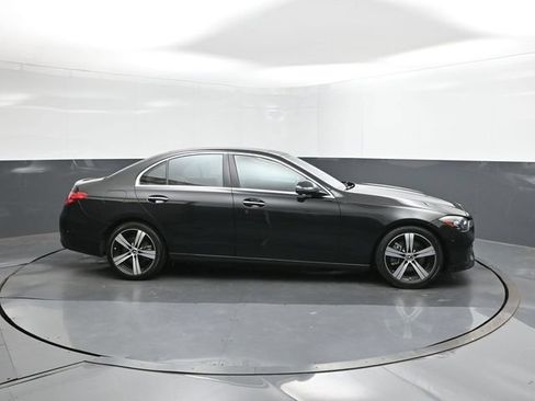 Used 2025 Mercedes-Benz C 300 Sedan image 15