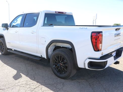 New 2026 GMC Sierra 1500 Elevation image 5