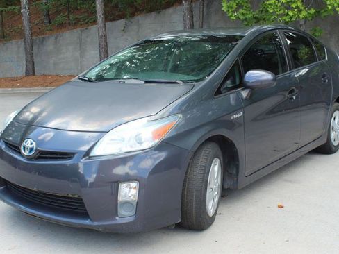 Used 2010 Toyota Prius FWD image 3
