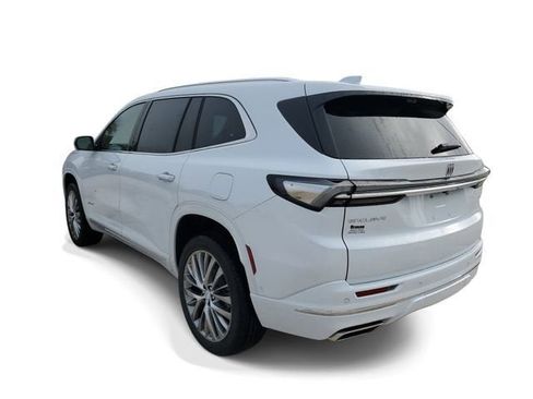 New 2026 Buick Enclave Avenir w/ Super Cruise Package FWD image 4