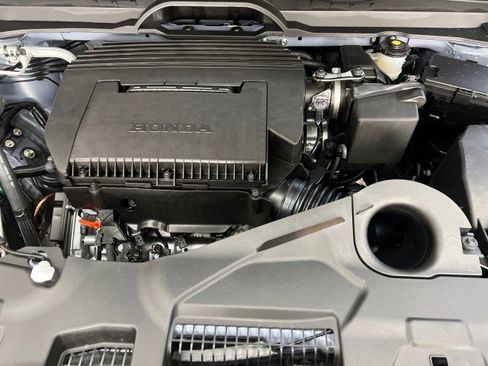 New 2026 Honda Pilot Touring image 7